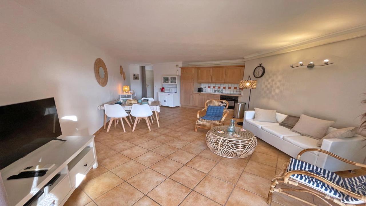 Appartement Les Pins Bleus A8 Sainte-Maxime Dış mekan fotoğraf