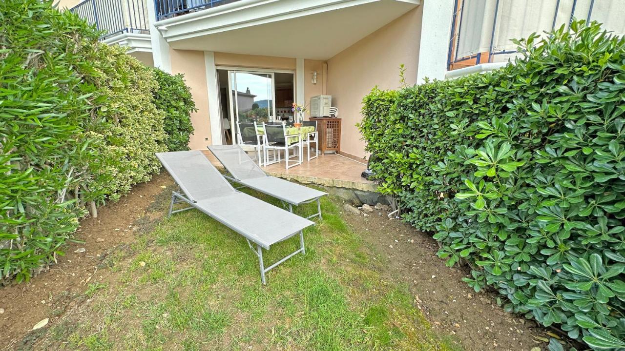 Appartement Les Pins Bleus A8 Sainte-Maxime Dış mekan fotoğraf
