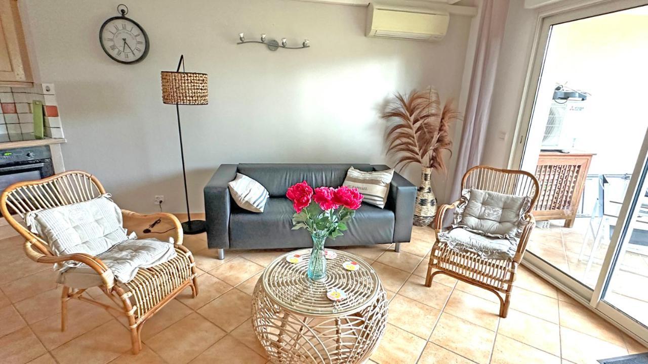 Appartement Les Pins Bleus A8 Sainte-Maxime Dış mekan fotoğraf