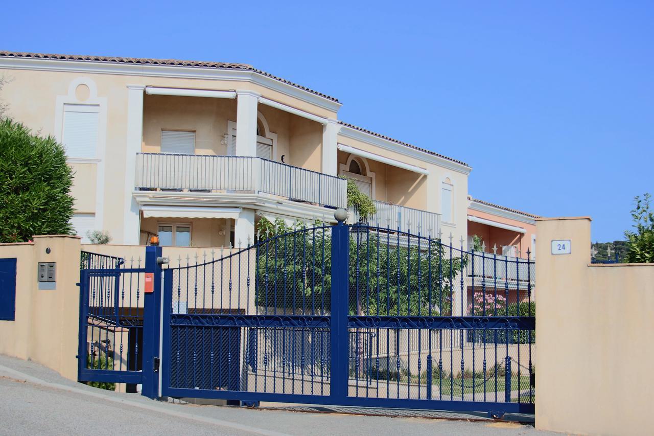 Appartement Les Pins Bleus A8 Sainte-Maxime Dış mekan fotoğraf