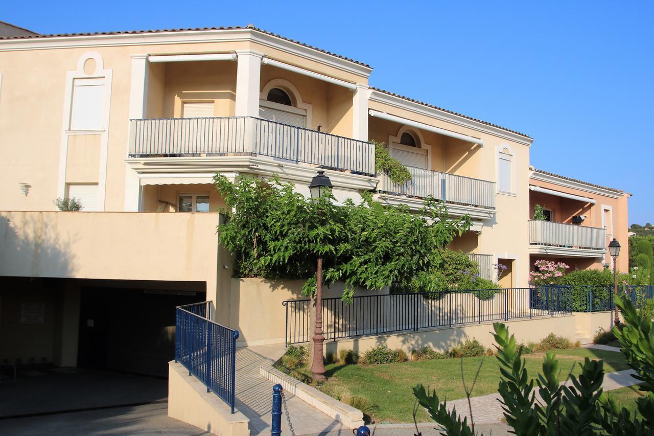 Appartement Les Pins Bleus A8 Sainte-Maxime Dış mekan fotoğraf